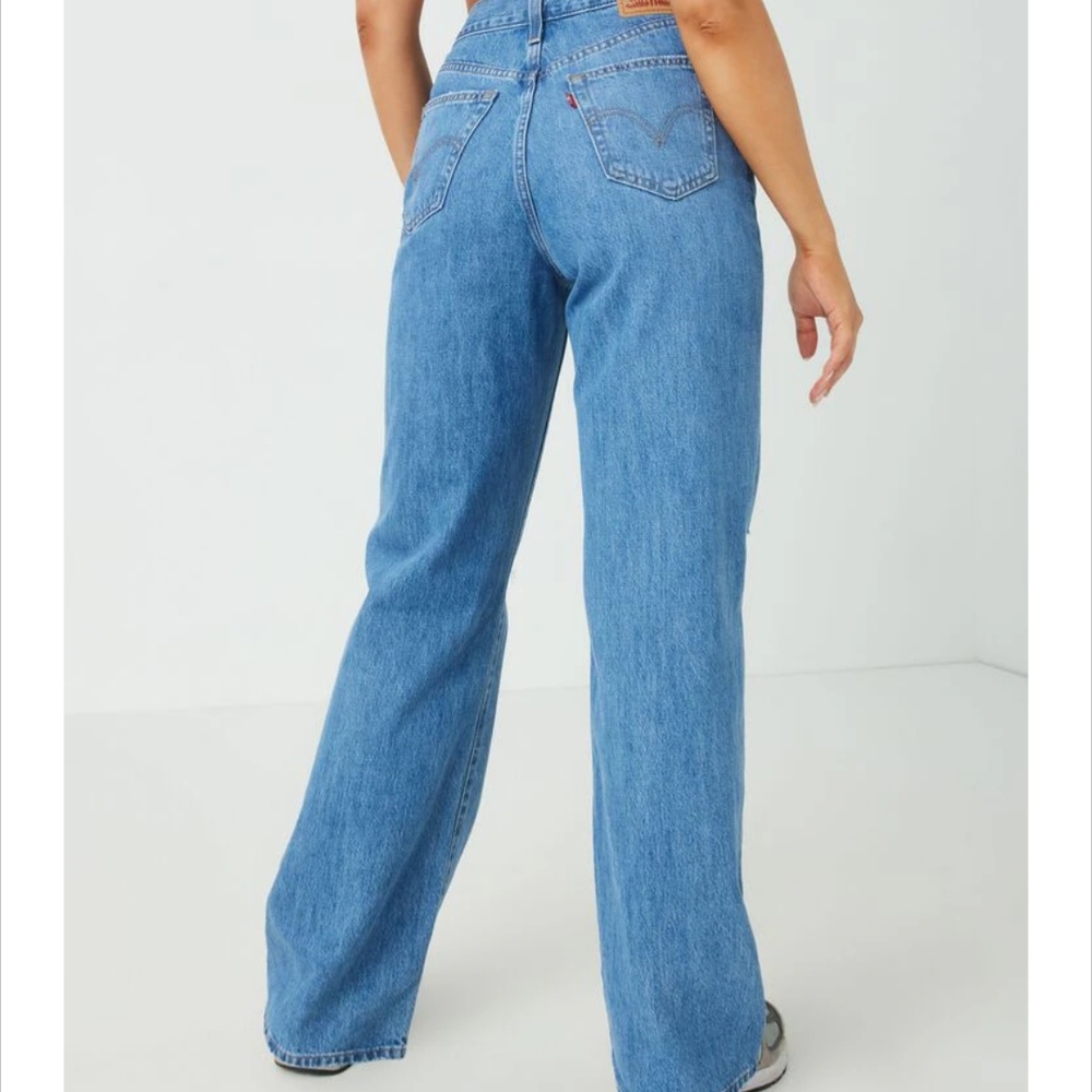 Levi's High Waisted Straight Jeans